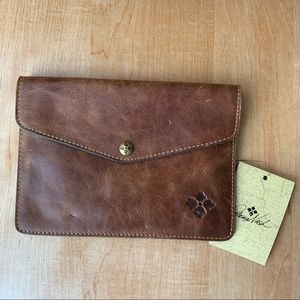 NWT Patricia Nash Distressed Vintage Mini Clutch